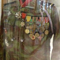 Les décorations d'un ancien adjudant-chef